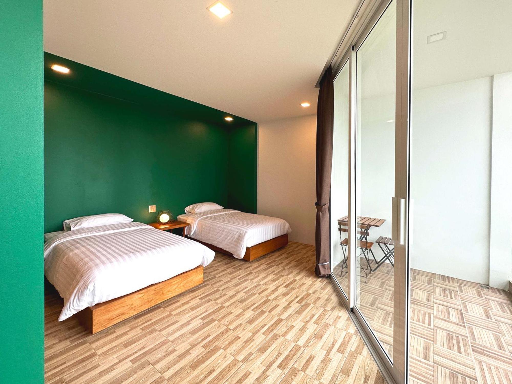 Plernpetch Hotel Surat Thani Exterior foto